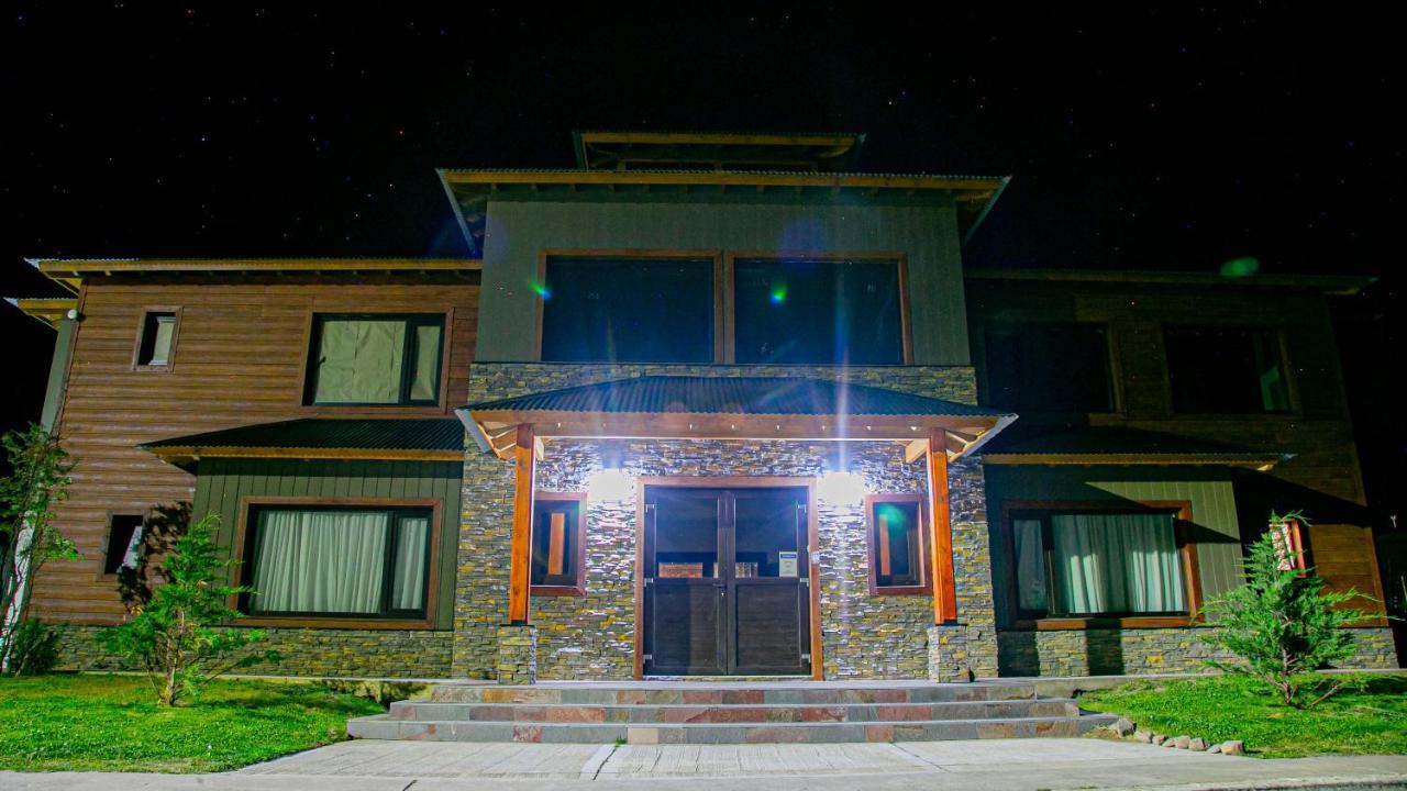 Senderos Aparts & Suites El Chaltén Zewnętrze zdjęcie
